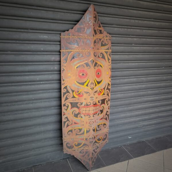 Borneo Dayak Head Hunter Shield - Image 3
