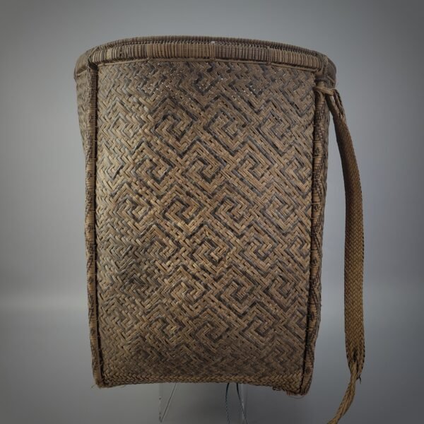 Old Borneo Dayak Wedding Basket with Geometric Patterns ' Solong ' - Image 5