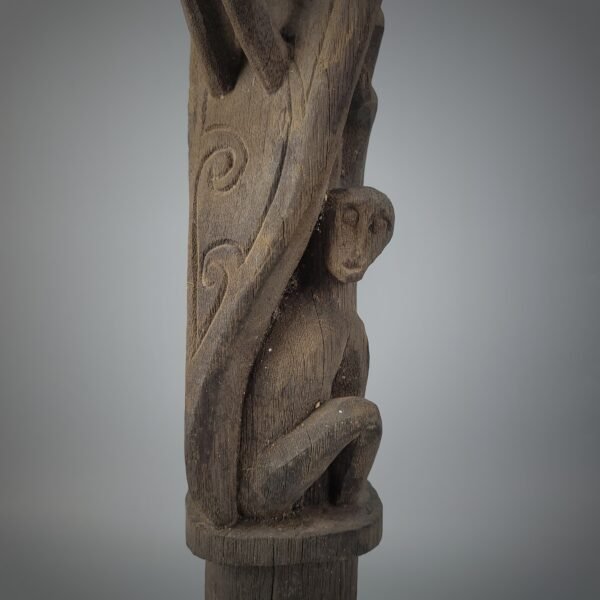 Old Borneo Dayak Iban Ceremonial Sculpture / Totem Pole (Belian) - Image 7