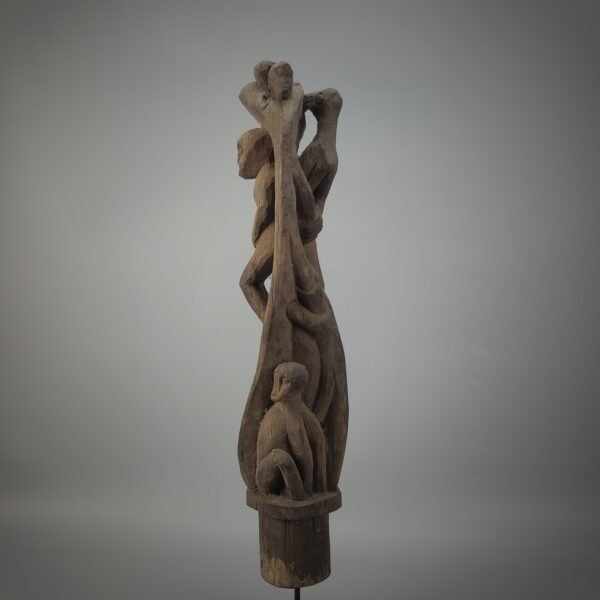 Old Borneo Dayak Iban Ceremonial Sculpture / Totem Pole (Belian)