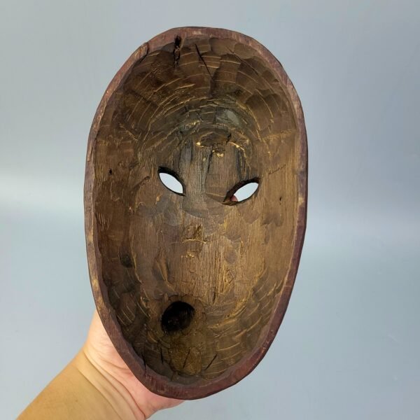 Dayak Bidayuh Healing Mask With Green and Red Feature - Image 5