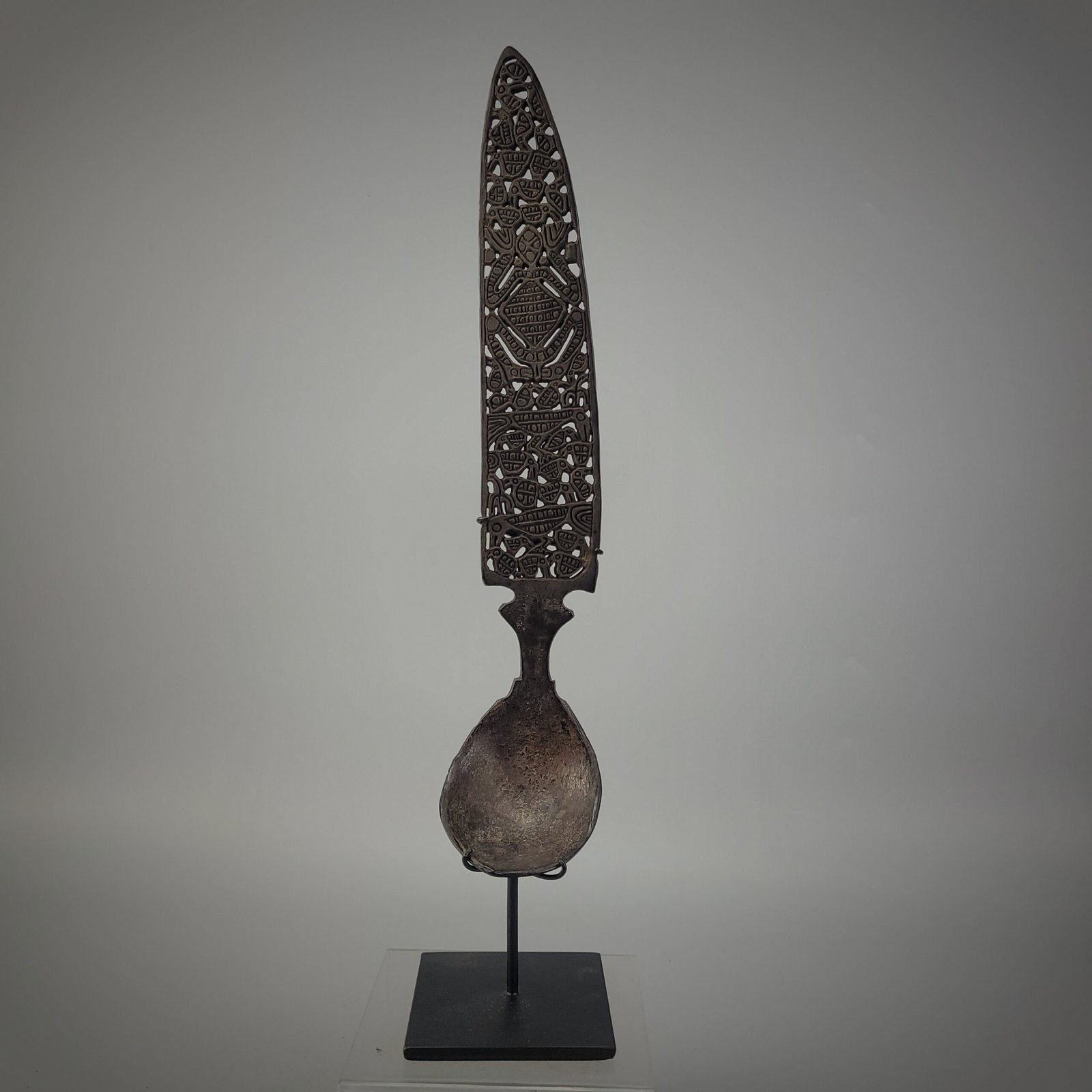 Timor Ceremonial Ladder/ Spoon - Image 3