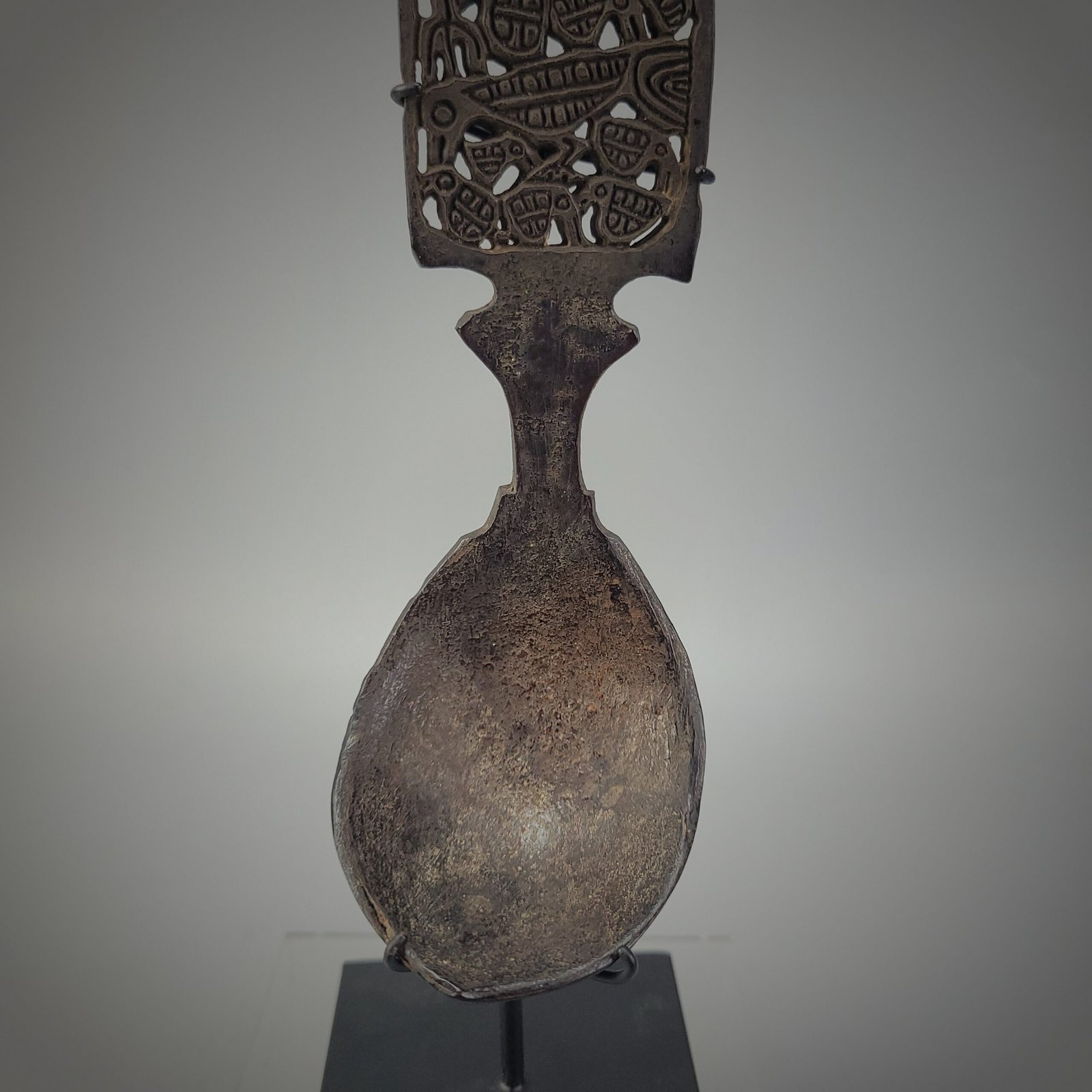 Timor Ceremonial Ladder/ Spoon - Image 5