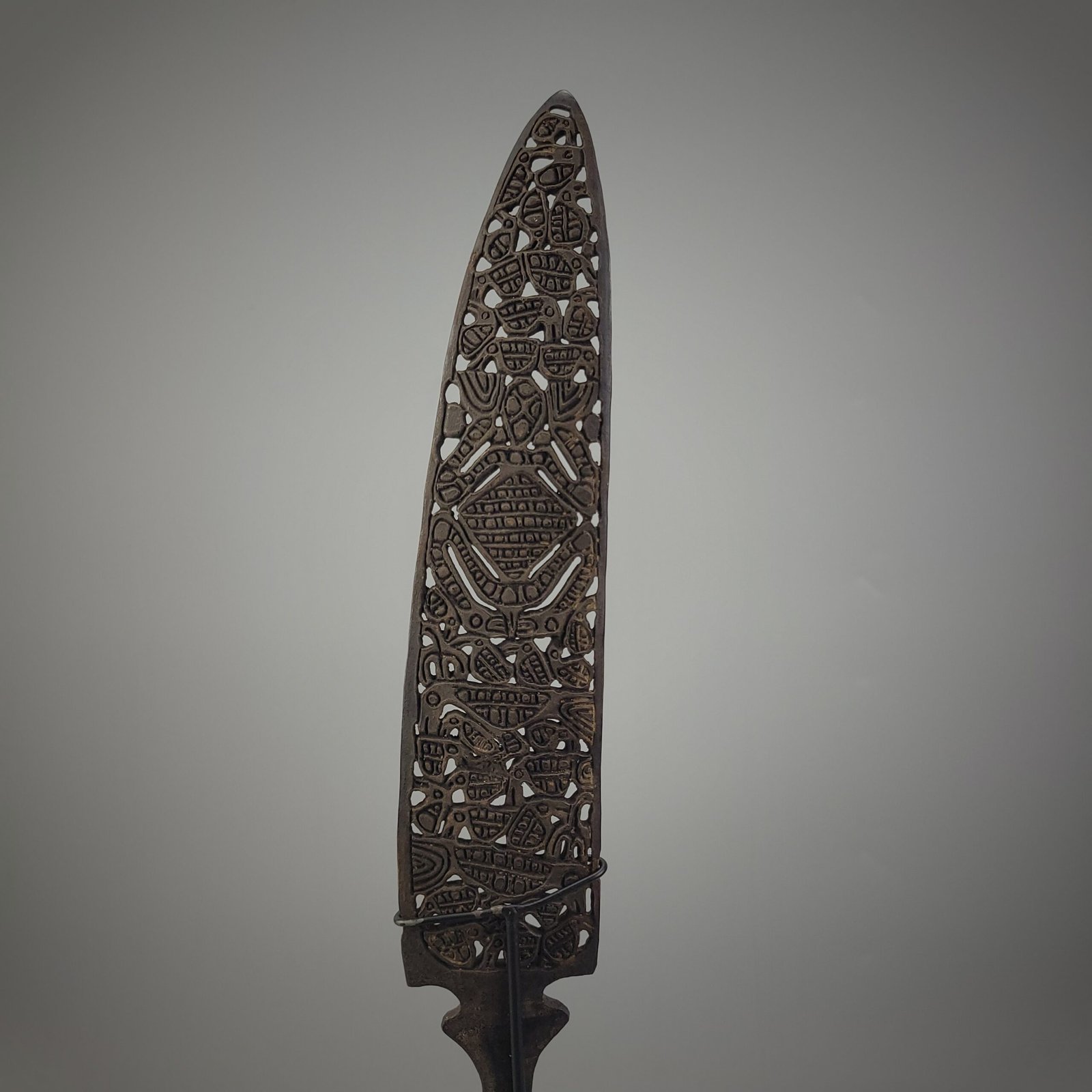 Timor Ceremonial Ladder/ Spoon - Image 10