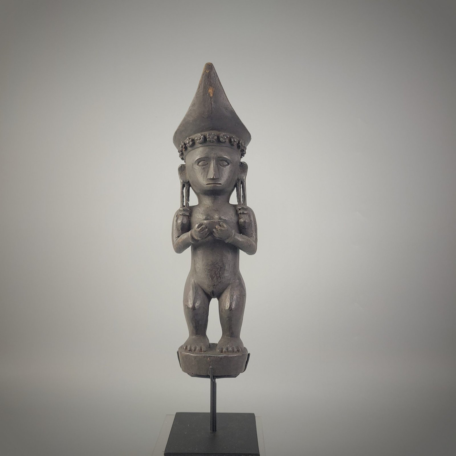 Nias Adu Zatua Female Carved Wooden Figure - Image 2