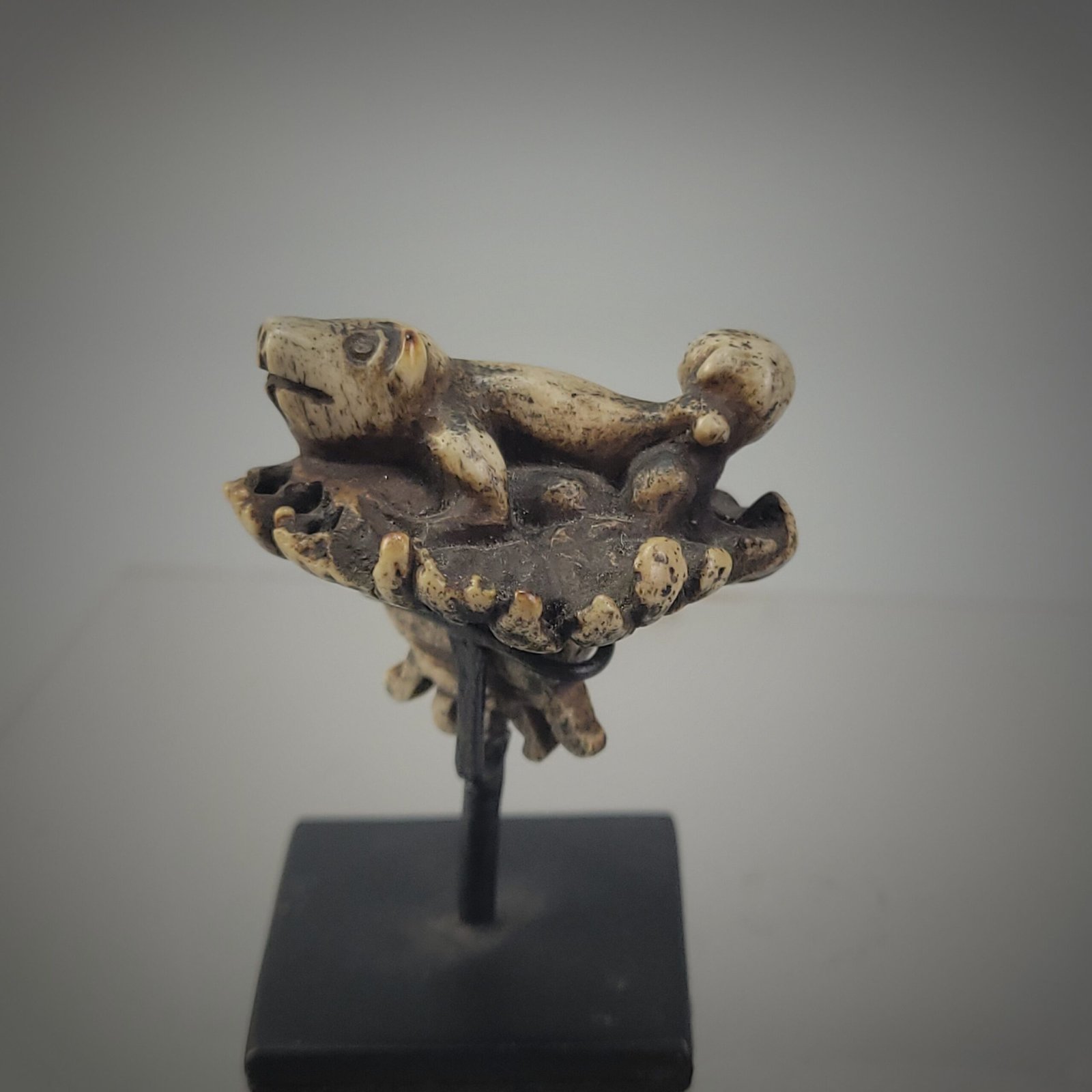 Dayak Head Hunter's Charm Toggle - Image 6