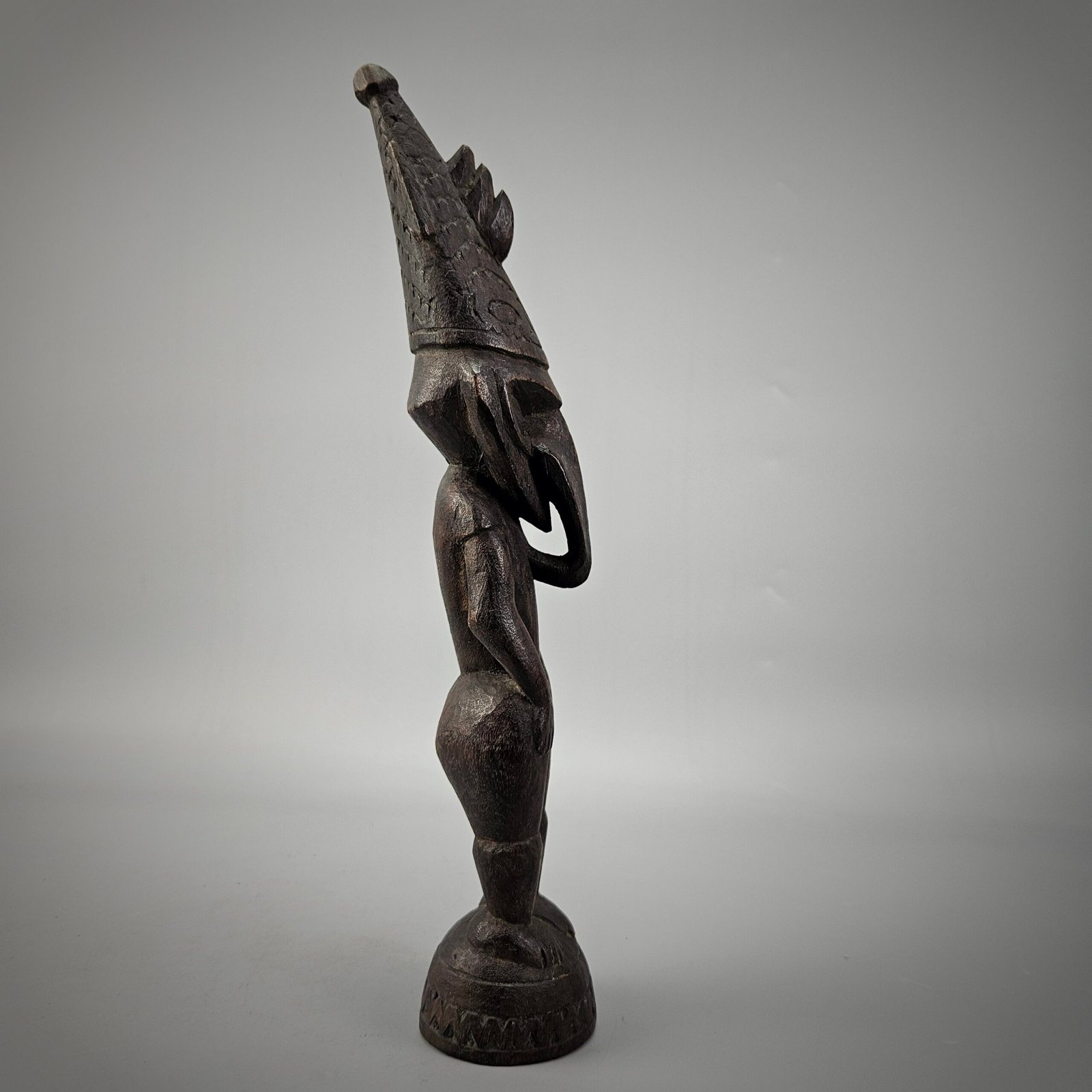 Old Sepik Figure - Image 8