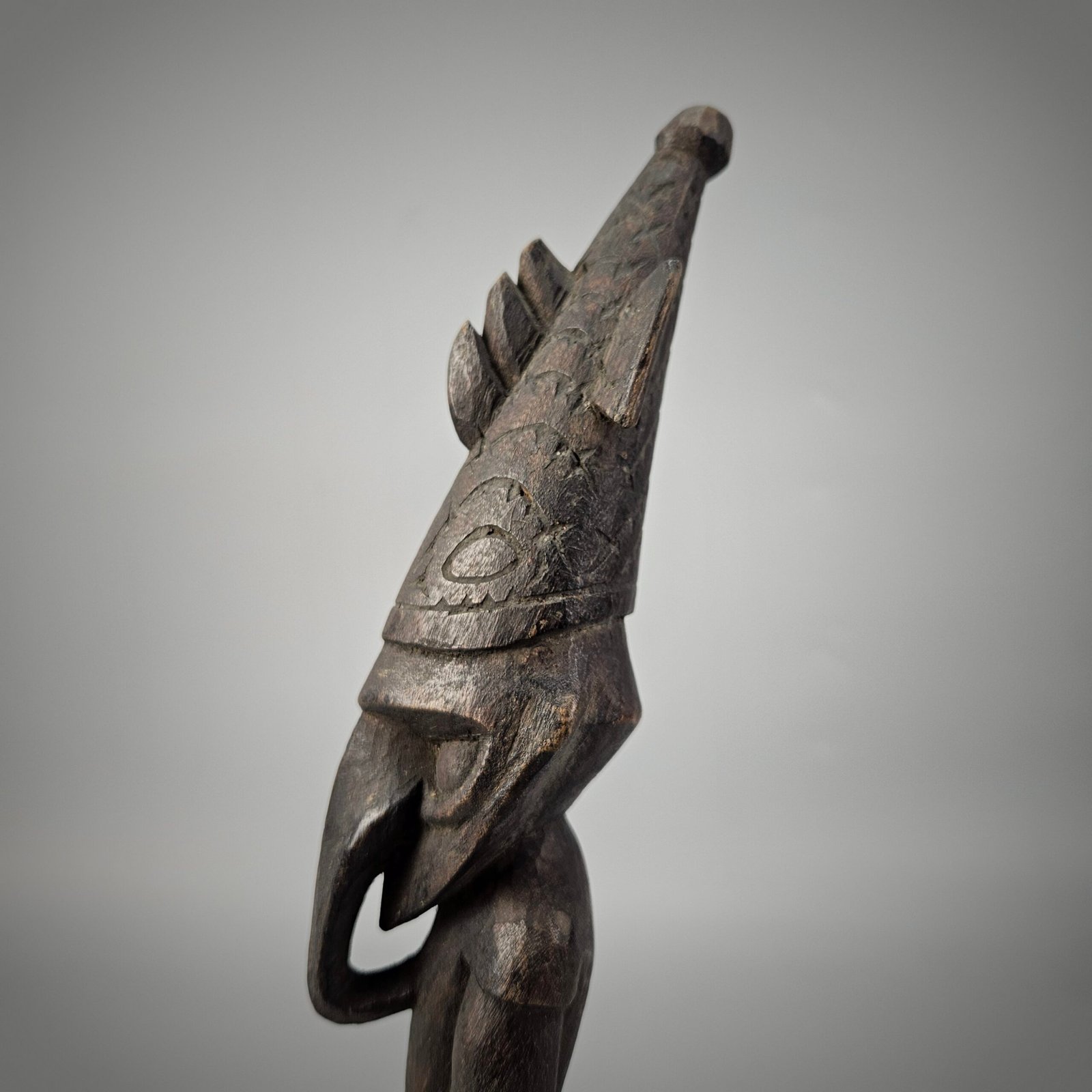 Old Sepik Figure - Image 5
