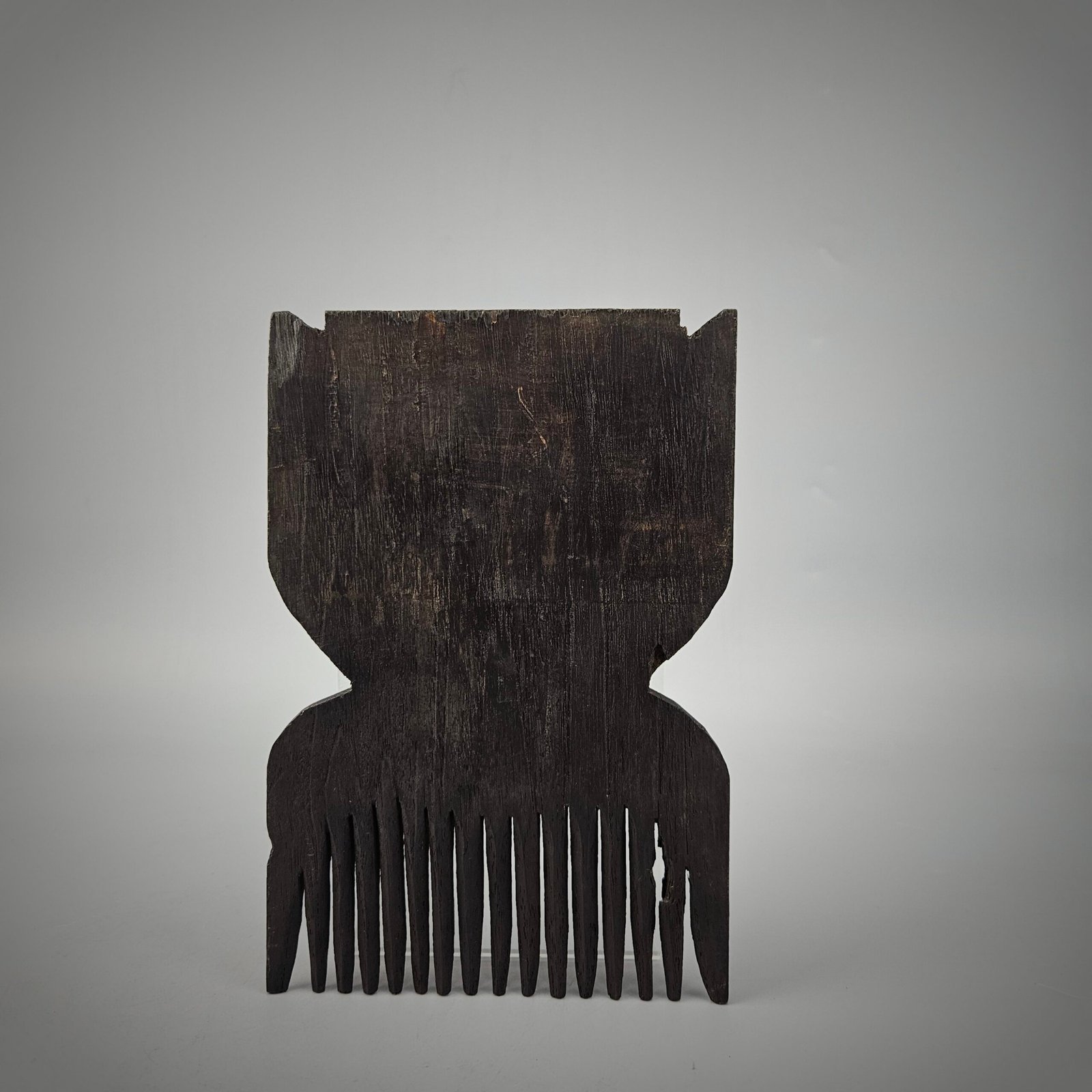 Borneo Dayak Bahau Ceremonial Head Ornament - Image 3