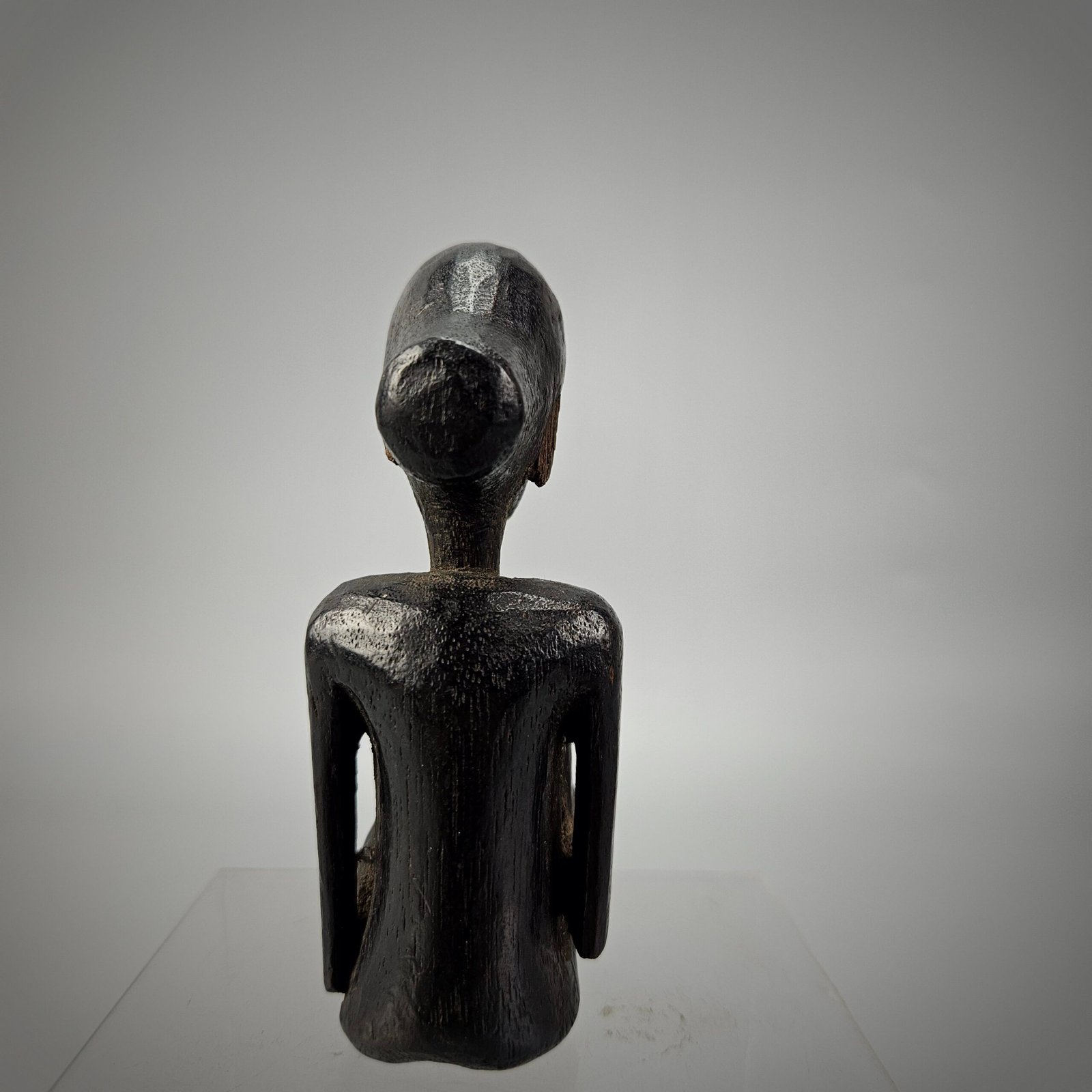 Antique Sumba Maternity Charm - Image 5