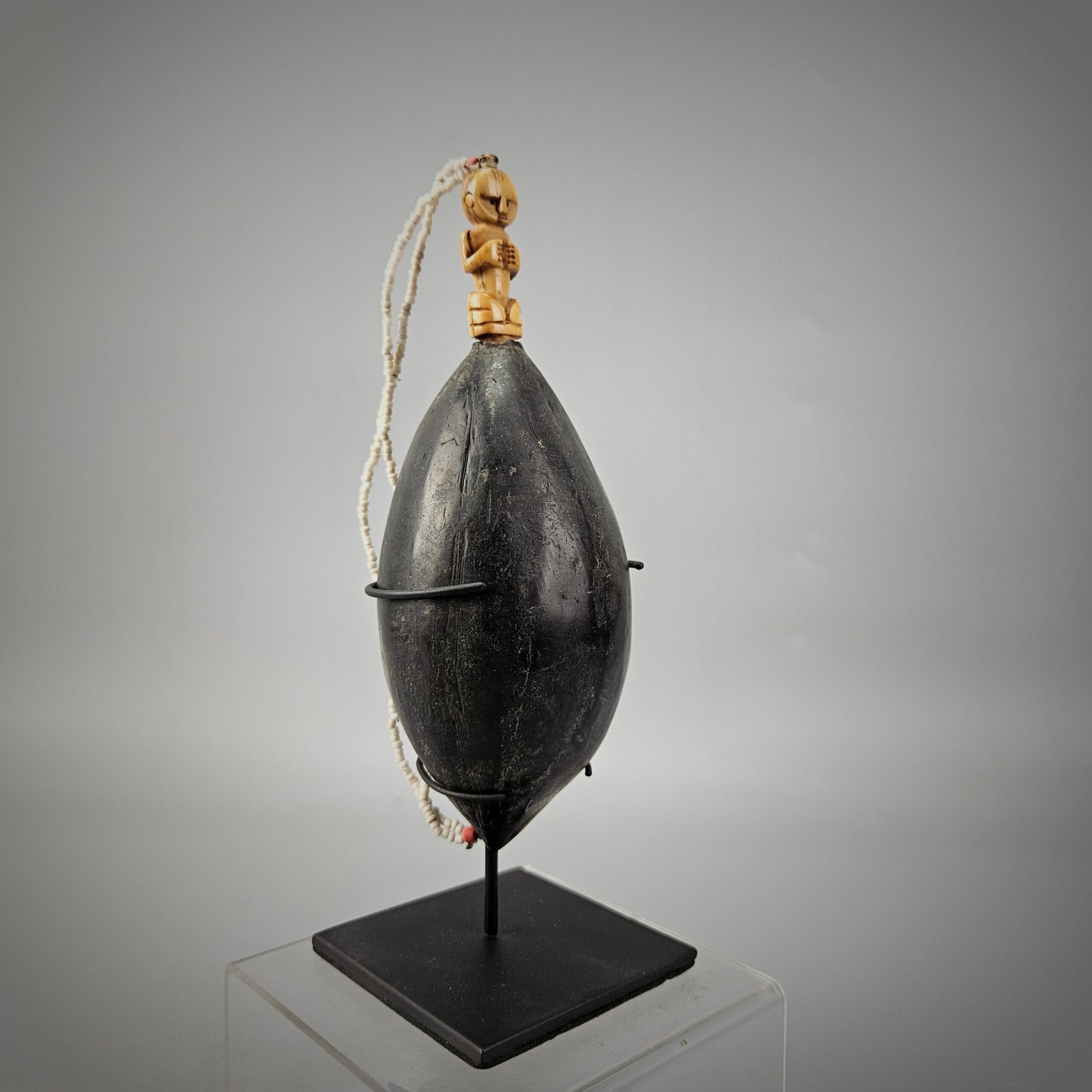 Elixir Bottle Adorn with White Beads from Nusa Tenggara - Image 10