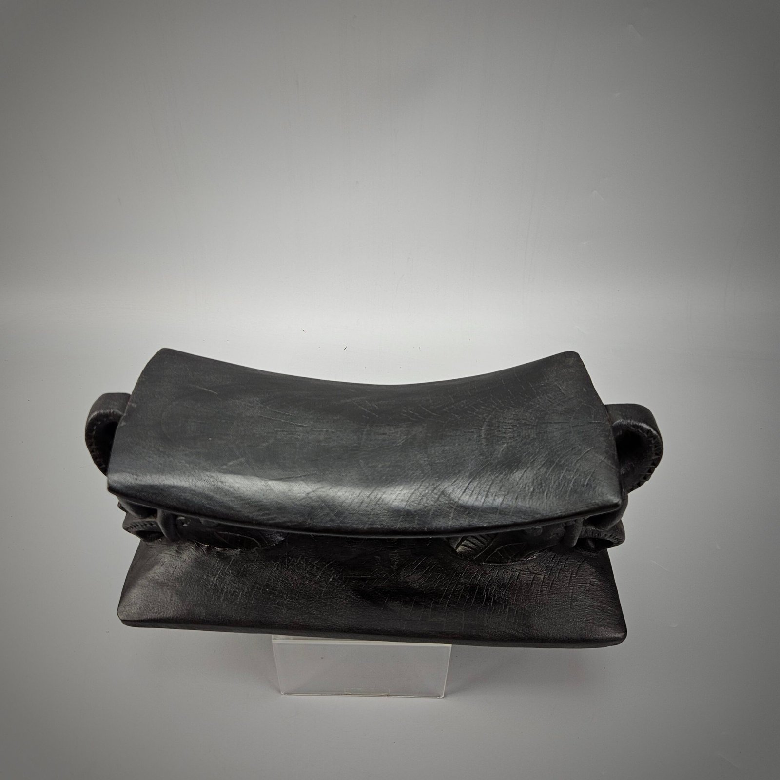 Wooden Nias Head Rest - Image 16