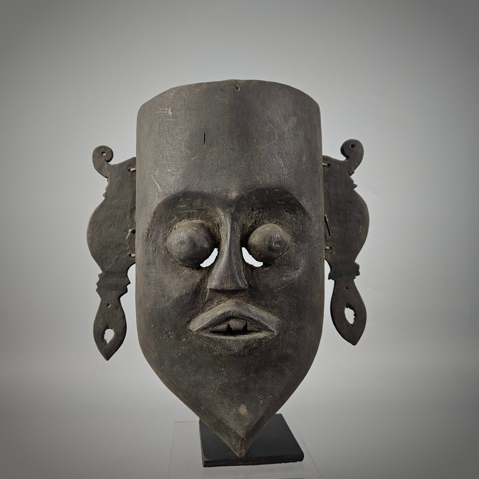 Borneo Dayak Tunjung Shaman Mask - Image 2