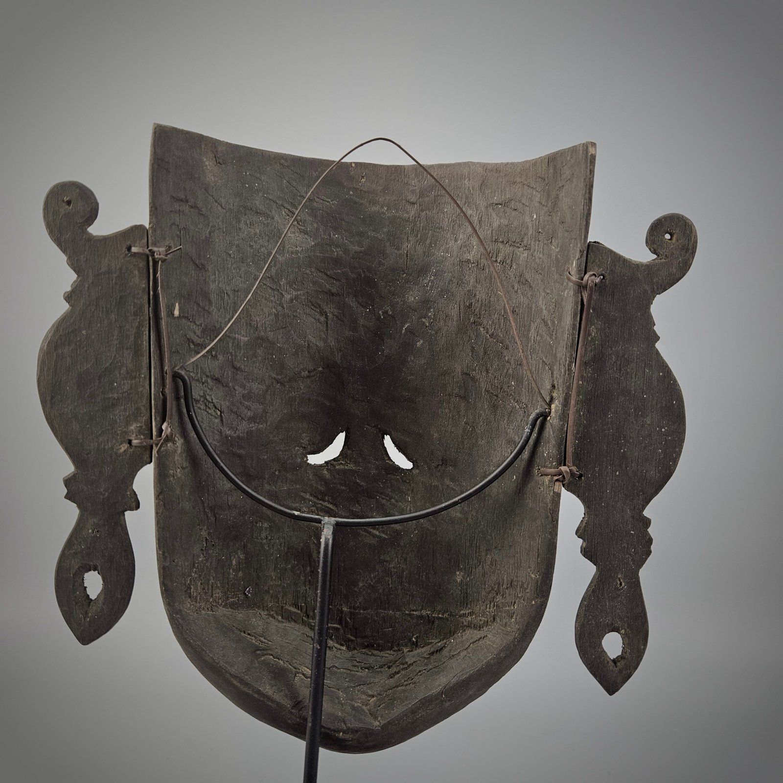 Borneo Dayak Tunjung Shaman Mask - Image 5