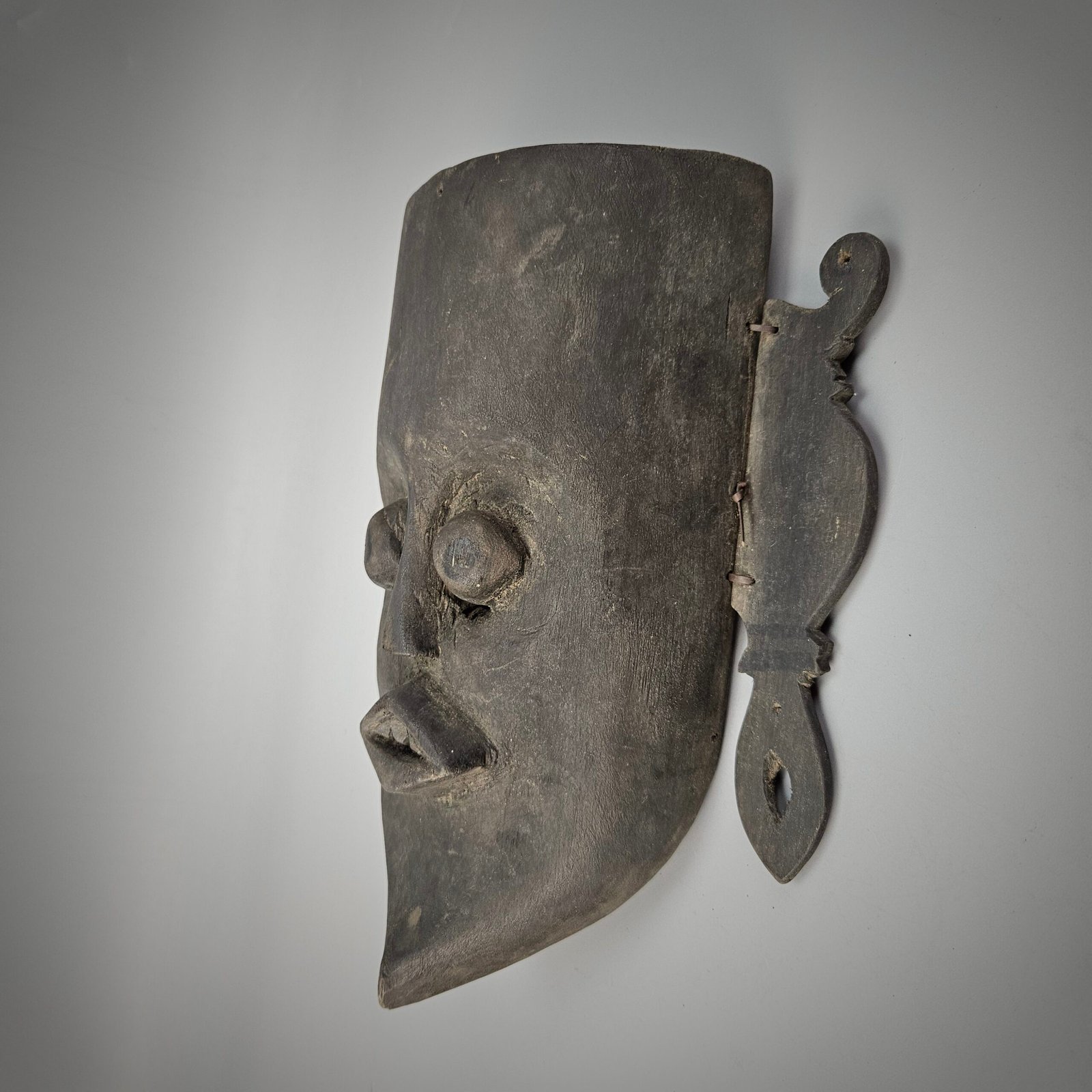 Borneo Dayak Tunjung Shaman Mask - Image 7