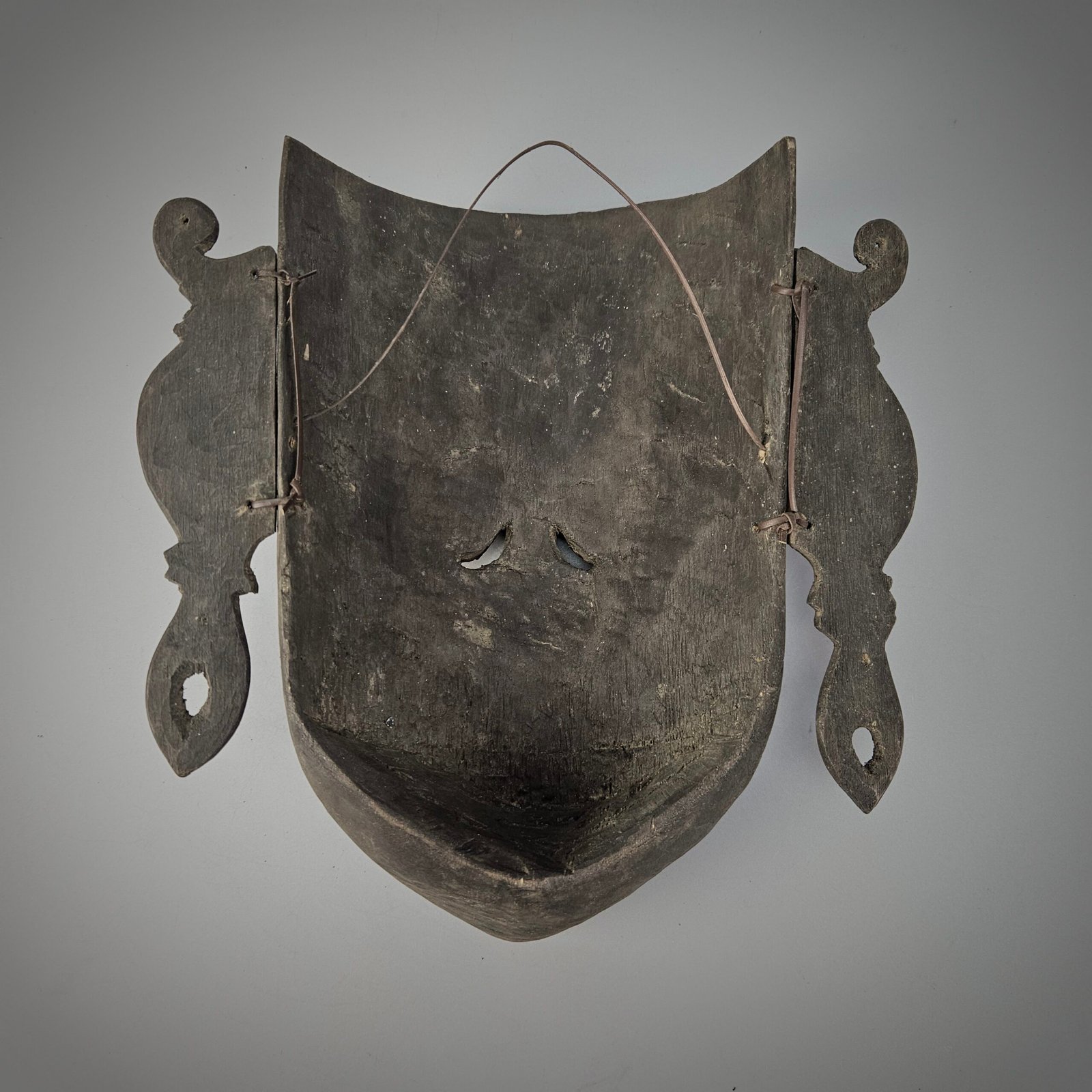 Borneo Dayak Tunjung Shaman Mask - Image 8